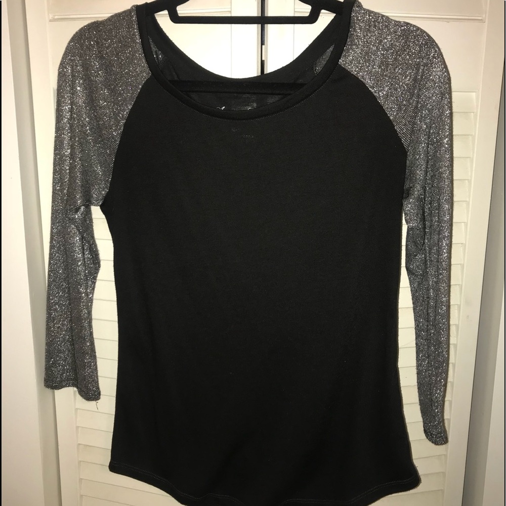 American Eagle shirt